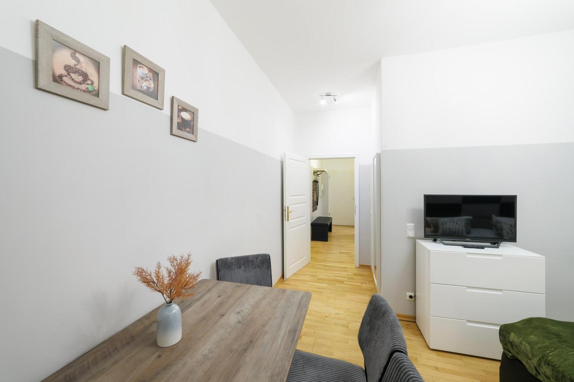 Grand Central Mitte Apartment Berlim Exterior foto